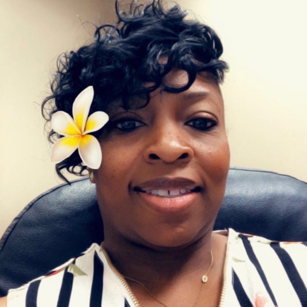 Meet your Posher, Latonja